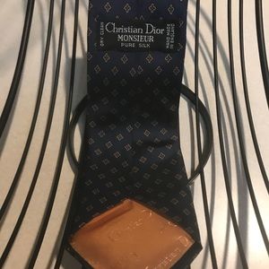 Dior Accessories - Sleek Dior tie Dior Accessories - Sleek Dior tie